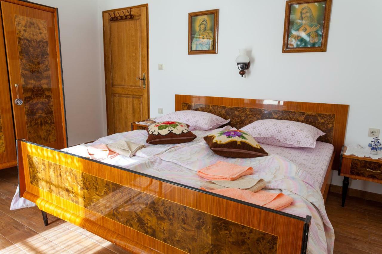 Country Villa St Anton Malinska Buitenkant foto