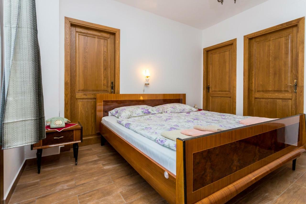 Country Villa St Anton Malinska Buitenkant foto